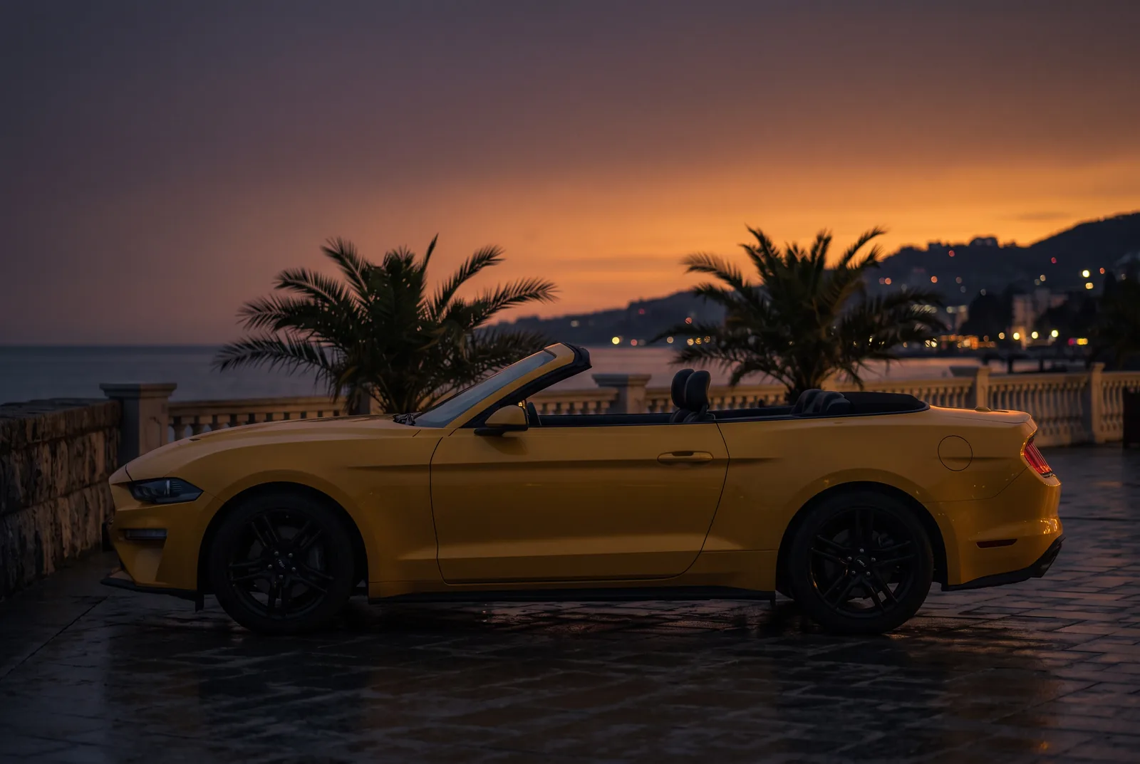 Ford Mustang Convertible — фото 2